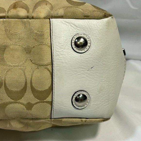COACH signature Tan/white Shoulder Bag - Picture 9 of 12